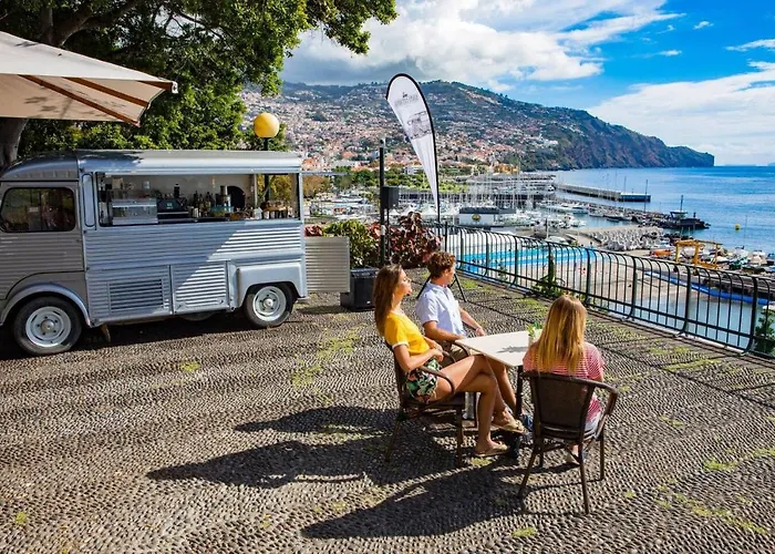 Center I * Funchal (Madeira)