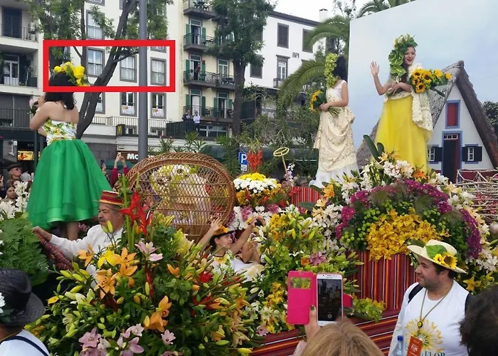 Apartment Center I *